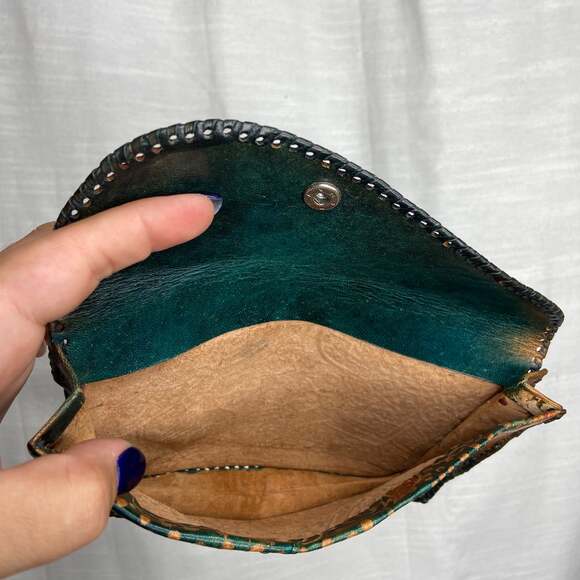 Vintage Leather Elephant Design Clutch - Picture 4 of 7